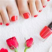 Pose de Vernis Semi-permanent Simple Pieds avec Soin des Ongles - 30-40min