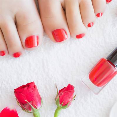 Pose de Vernis Semi-permanent Simple Pieds avec Soin des Ongles + Dépose 1h